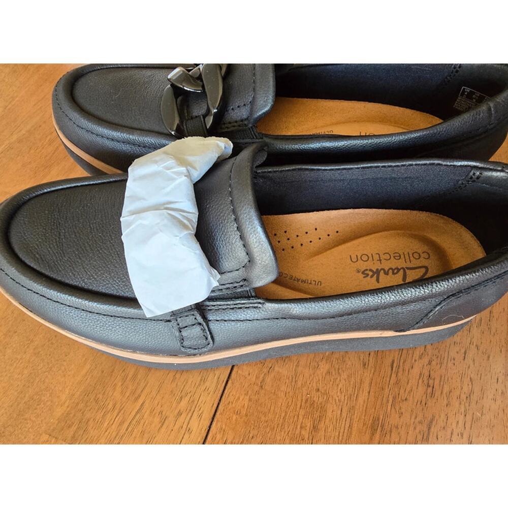 Clarks Collection Black Low-Heel Loafers - Picture 5 of 7